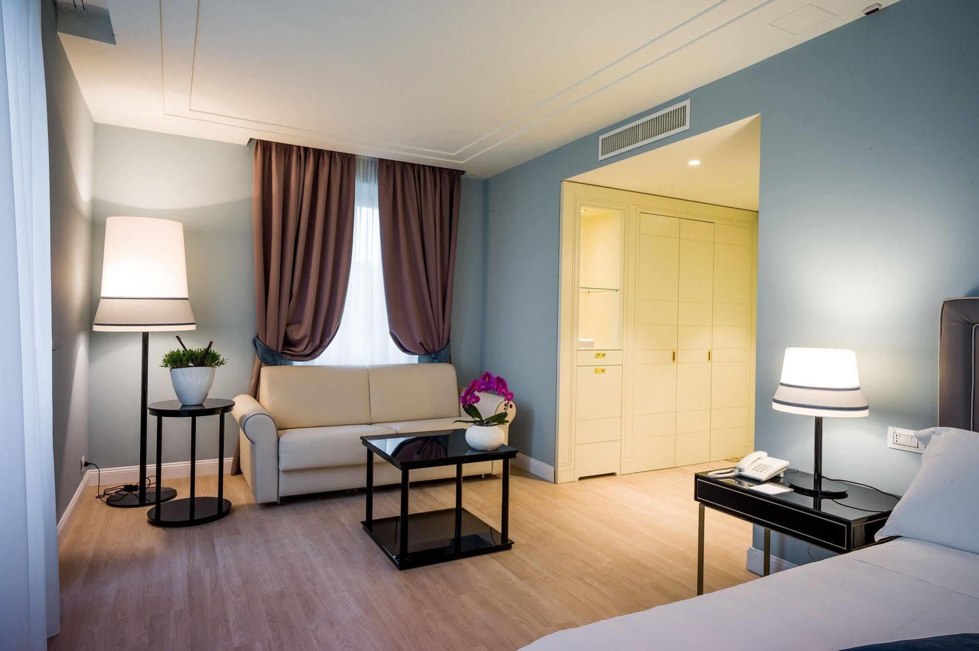 Turin Palace Hotel Ngoại thất bức ảnh